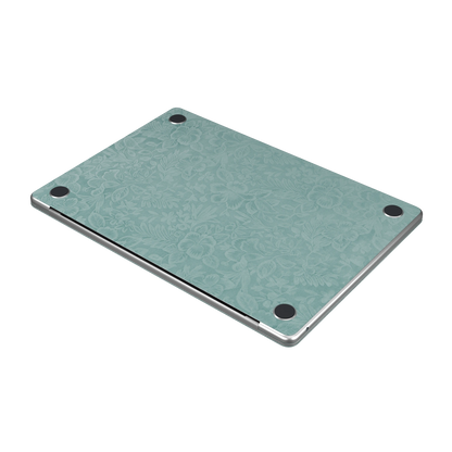 天青竹涛 Hibiscus MacBook skin. D bottom layout illustration. MacBook Air 15.3 M3-M5 render used as a shared material and installation illustration; actual cutouts and included pieces follow the selected model and Coverage. Device not included.